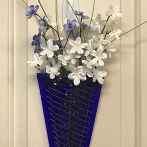 POCKET VASE by Margy Campbell